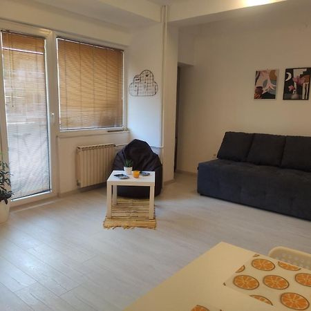 City Center White Apartment! Skopje Extérieur photo