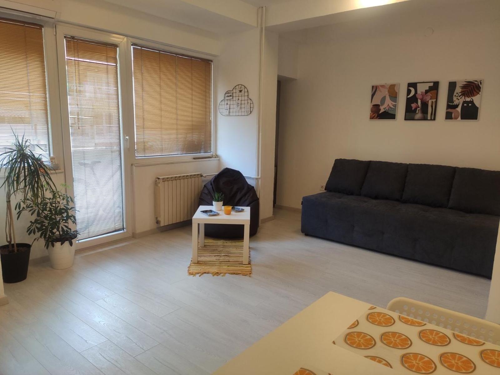 City Center White Apartment! Skopje Extérieur photo